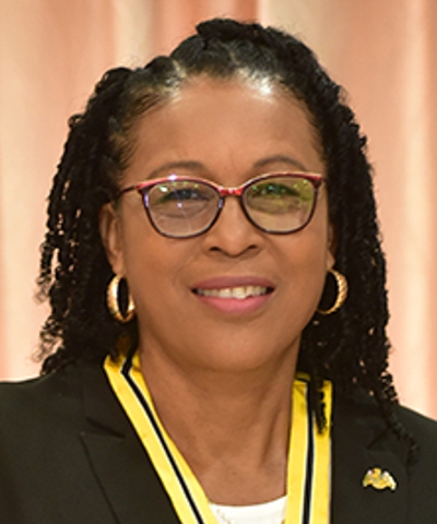 Sylvanie Burton