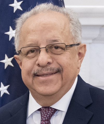 Carlos Ramiro Martínez